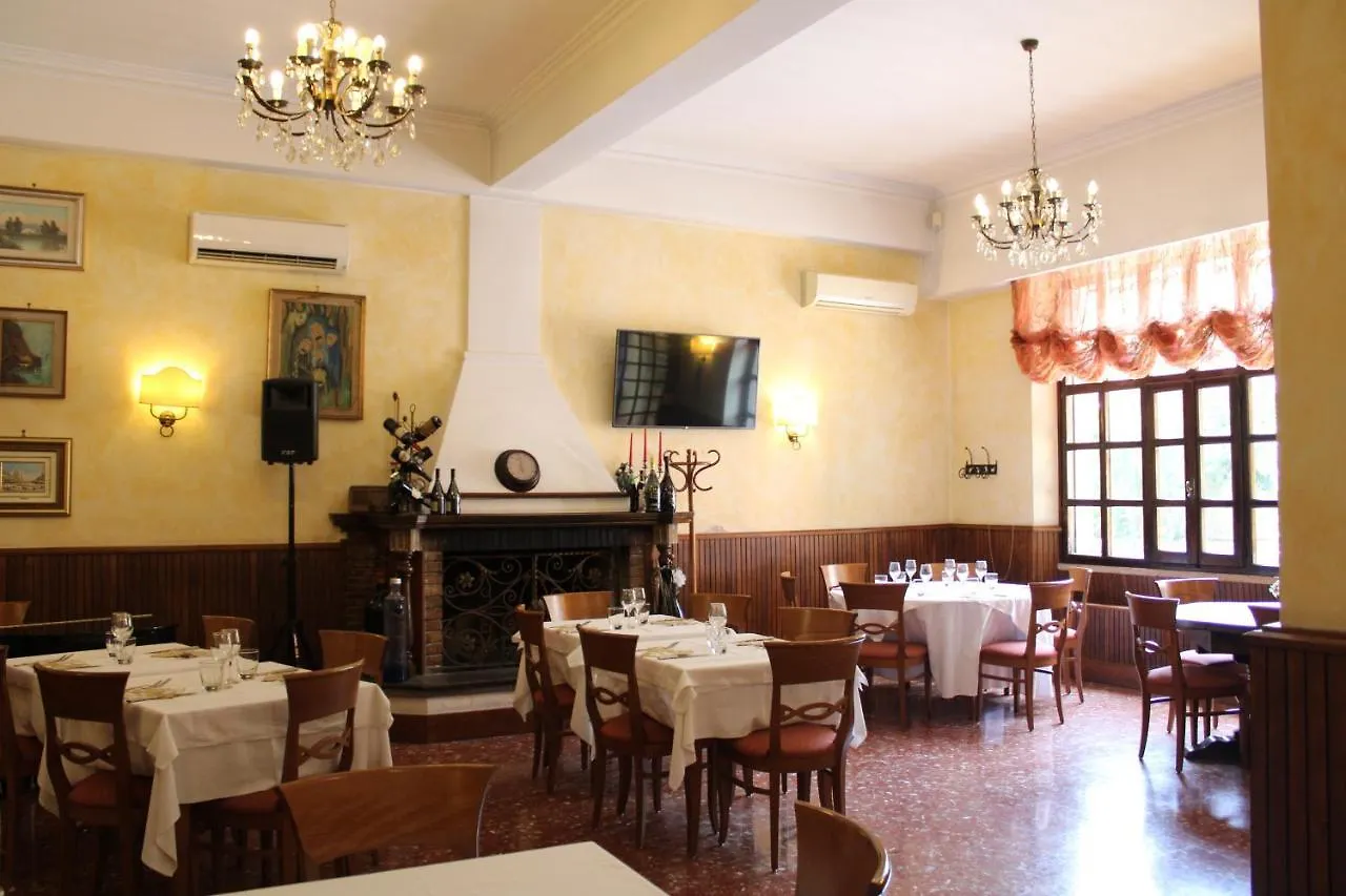 Hotel La Locanda Del Borgo Casal Monastero Rome