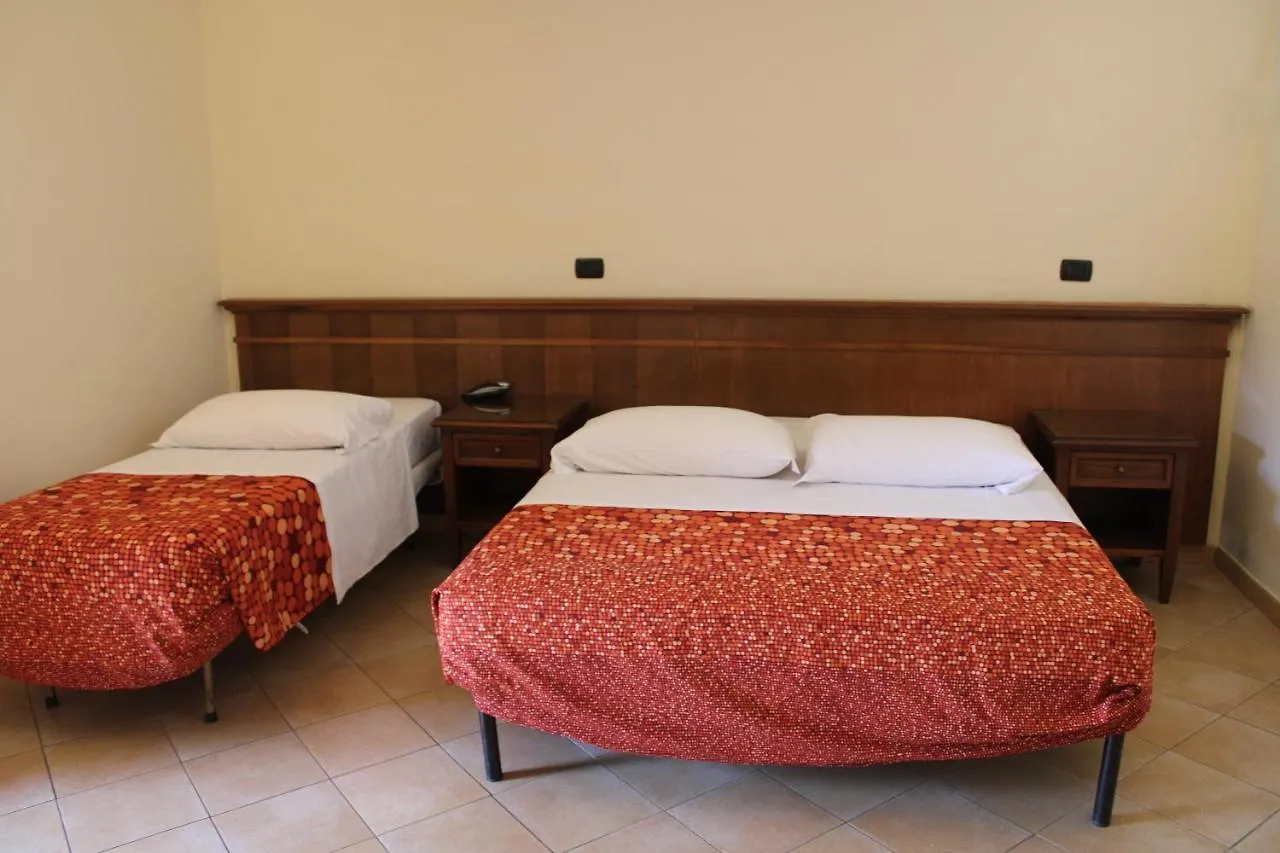 Hotel La Locanda Del Borgo Casal Monastero