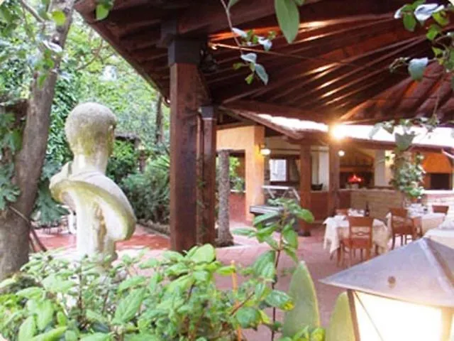 Hotel La Locanda Del Borgo Casal Monastero